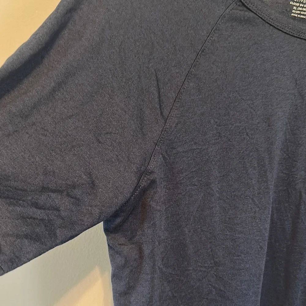 Old Navy Blue Crew Neck Short Sleeve Tee Cloud 94 soft fit